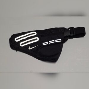 Nike Slim Waist Pack
